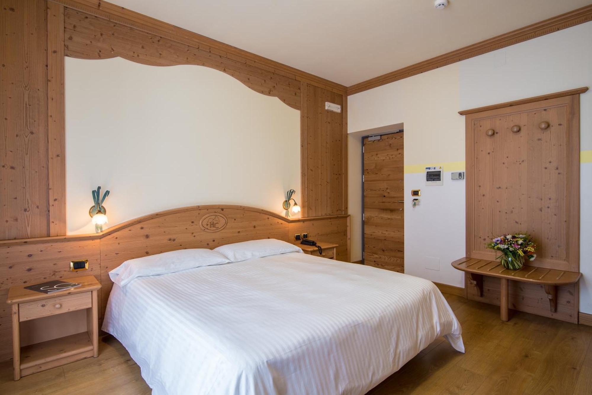 Hotel Colfosco San Martino Di Castrozza Δωμάτιο φωτογραφία